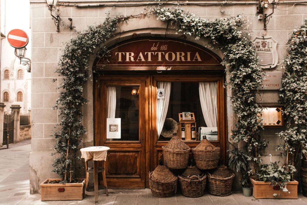 Albergo diffuso, trattoria locale